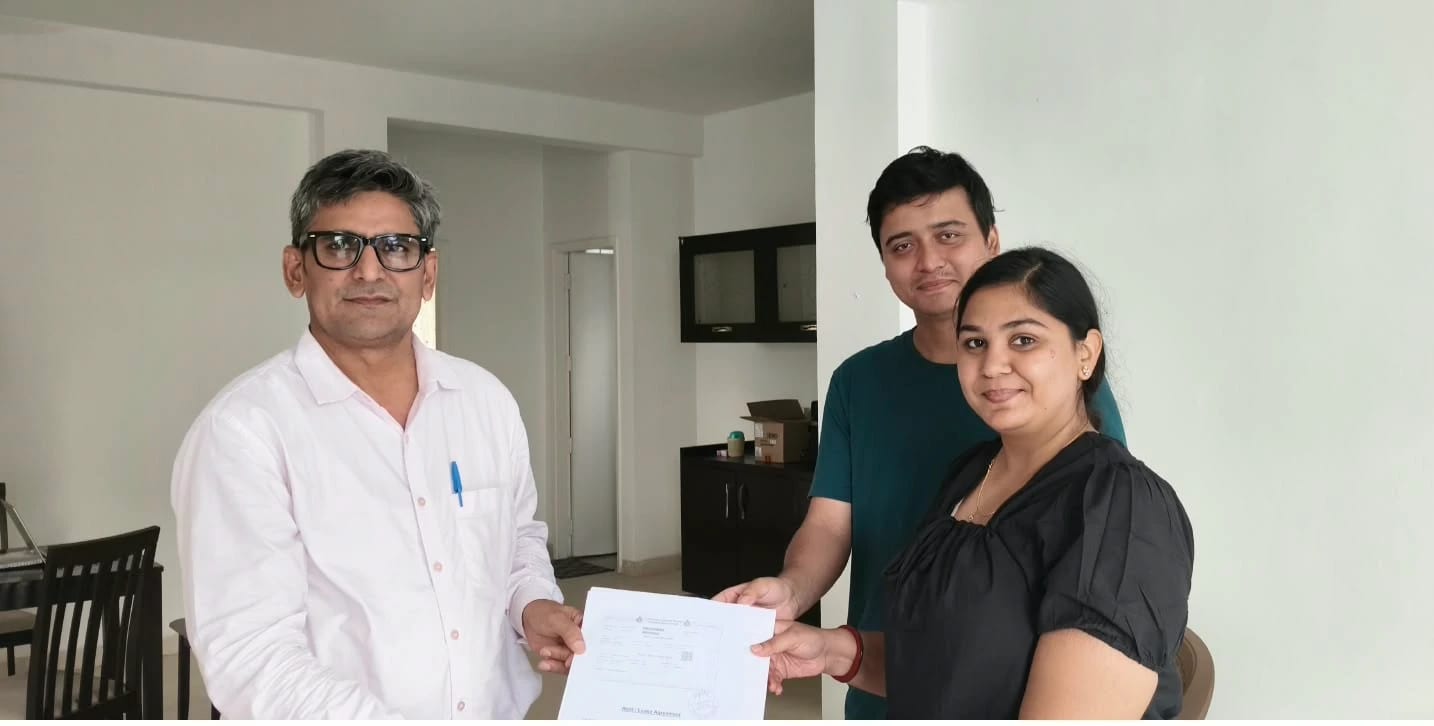 Mahender Singh with Happy Clients at Shree Ram Real Estate